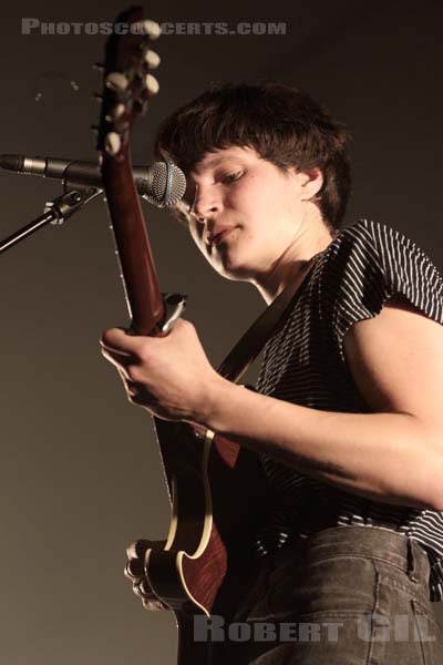 BIG THIEF - 2017-10-31 - PARIS - Cafe de la Danse - 